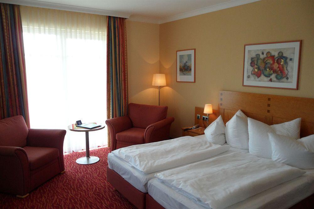 Strand- Und Wellnesshotel Preussenhof Zinnowitz Exterior photo