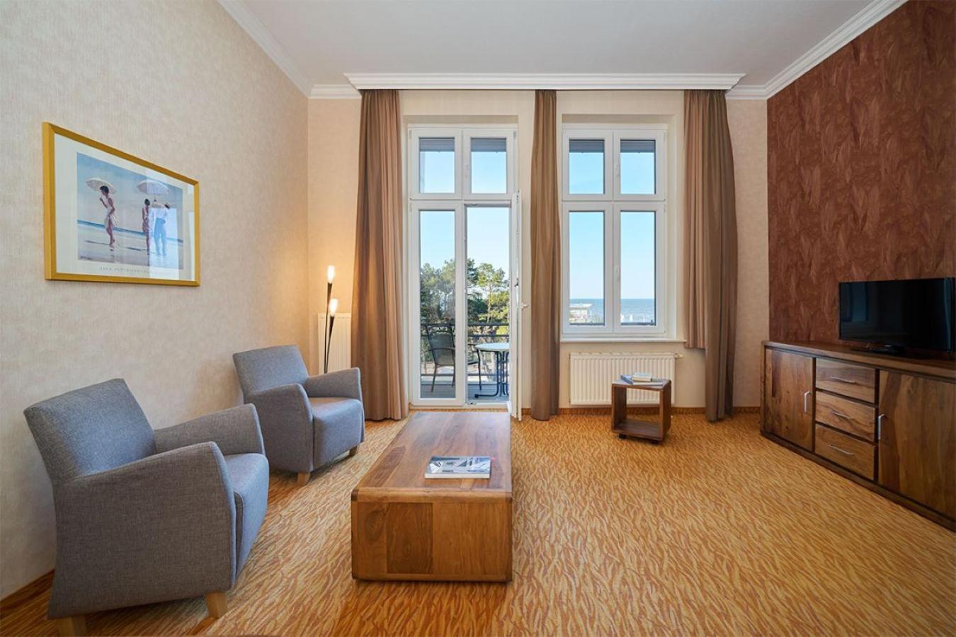Strand- Und Wellnesshotel Preussenhof Zinnowitz Exterior photo